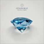 Classic wooden chair - Image 3